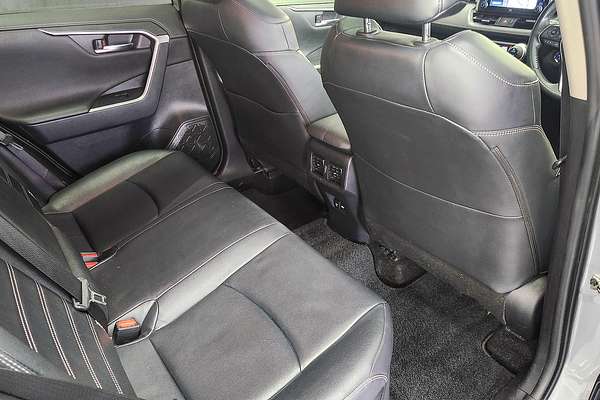 2021 Toyota RAV4 Cruiser AXAH52R