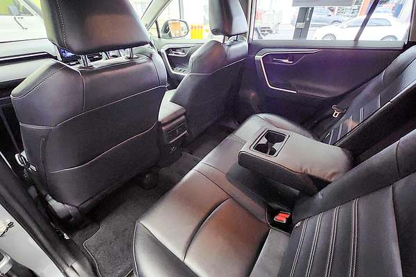 2021 Toyota RAV4 Cruiser AXAH52R