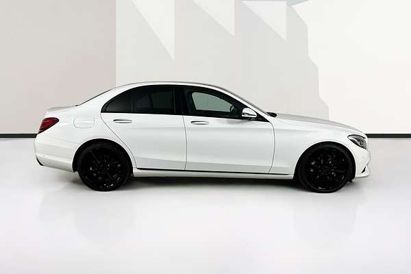 2017 Mercedes-Benz C-Class C300 W205