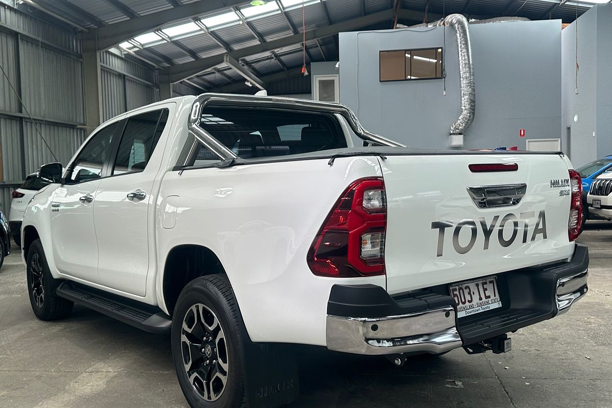2023 Toyota Hilux SR5 GUN126R