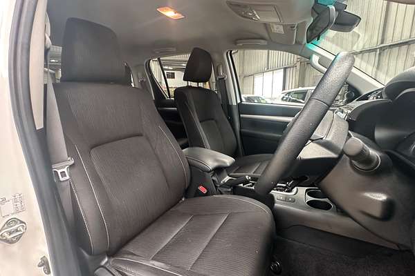 2023 Toyota Hilux SR5 GUN126R