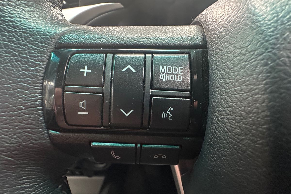 2023 Toyota Hilux SR5 GUN126R