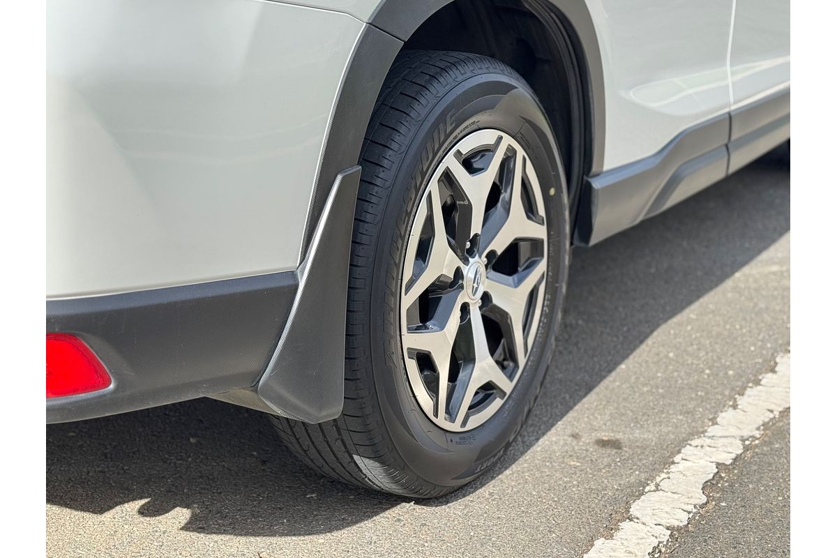 2023 Subaru Forester 2.5i S5
