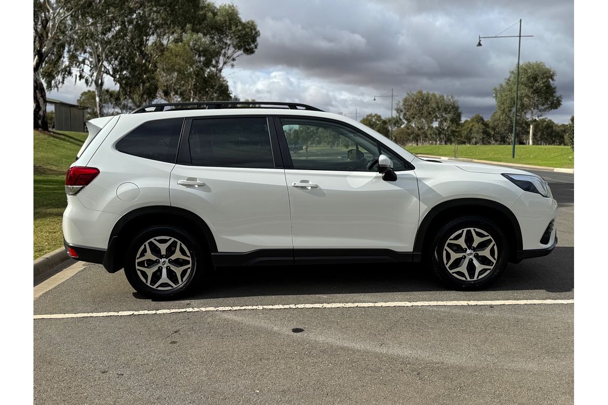 2023 Subaru Forester 2.5i S5