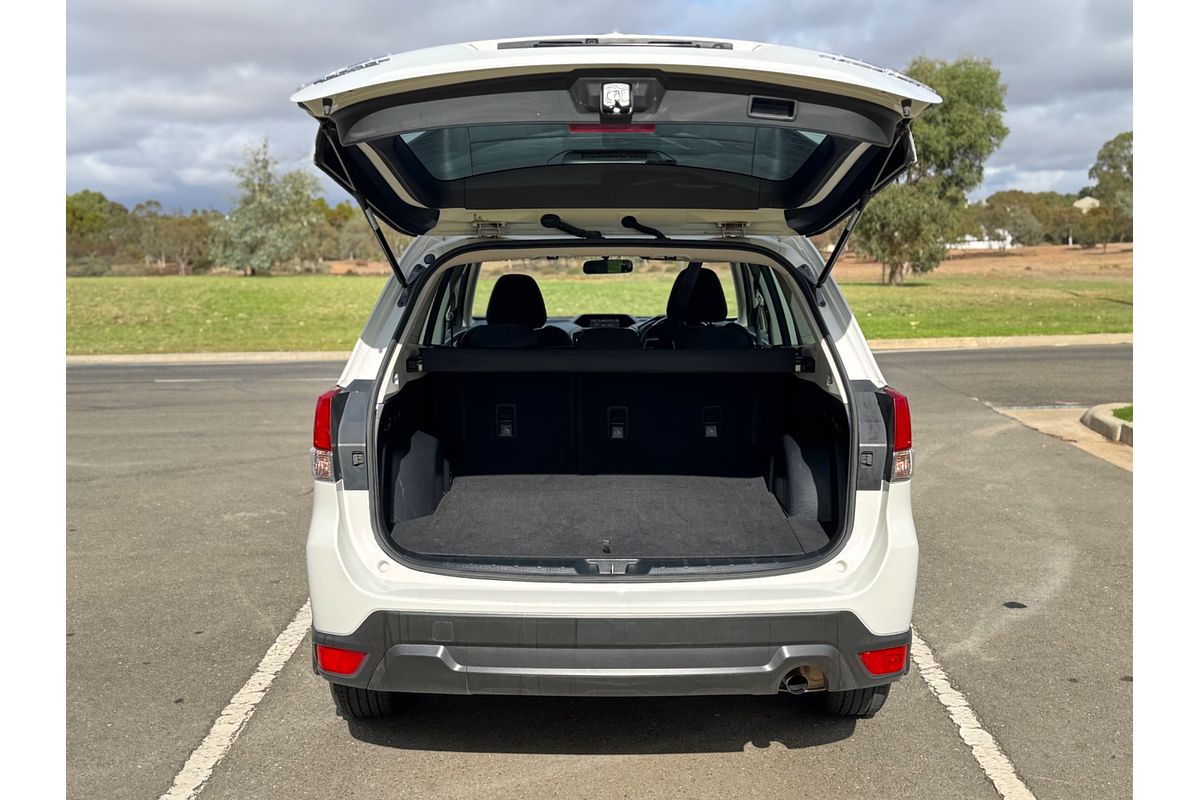 2023 Subaru Forester 2.5i S5