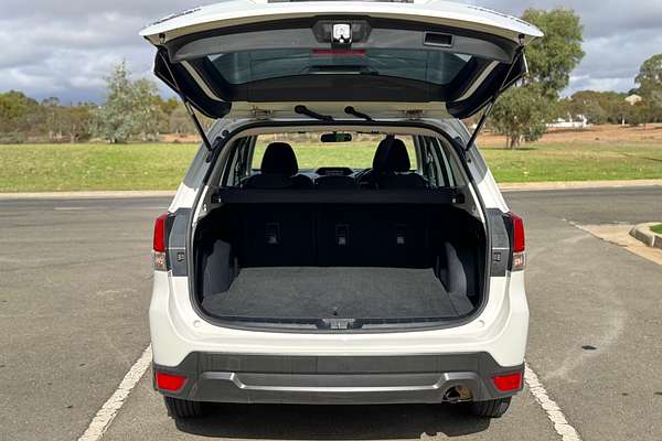 2023 Subaru Forester 2.5i S5