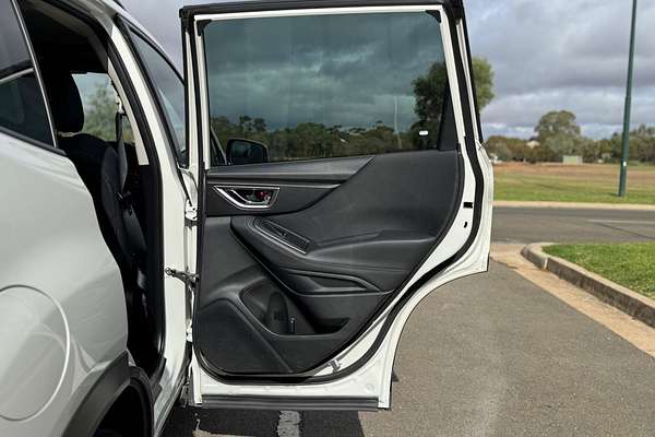 2023 Subaru Forester 2.5i S5