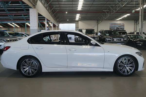 2022 BMW 3 Series 320i M Sport G20