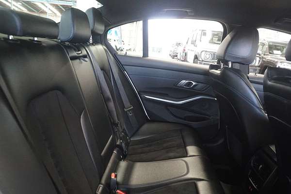 2022 BMW 3 Series 320i M Sport G20