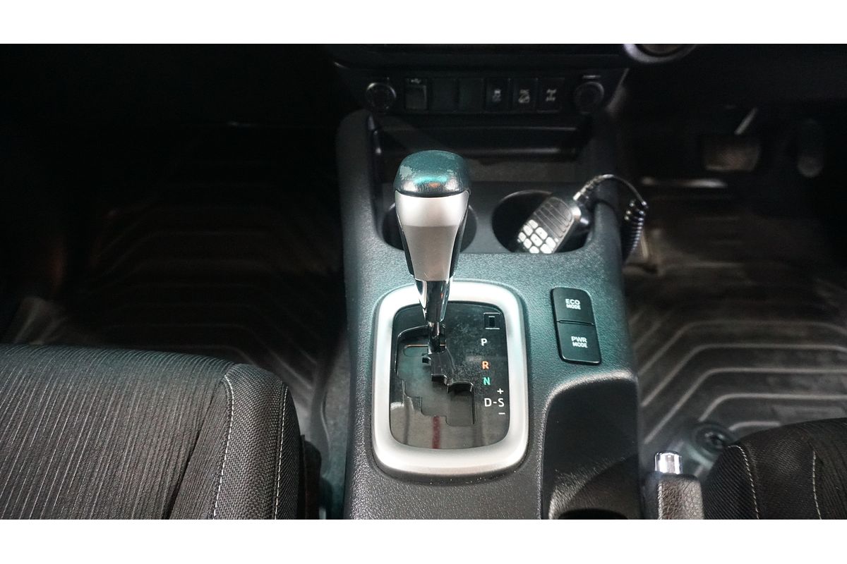 2016 Toyota Hilux SR5 GUN126R 4X4
