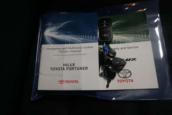 2016 Toyota Hilux SR5 GUN126R 4X4