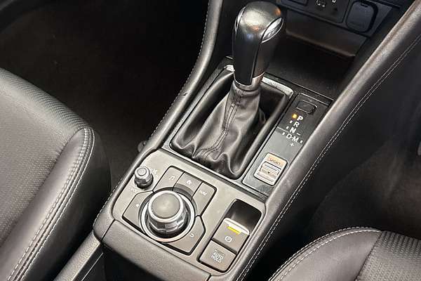 2022 Mazda CX-3 sTouring DK