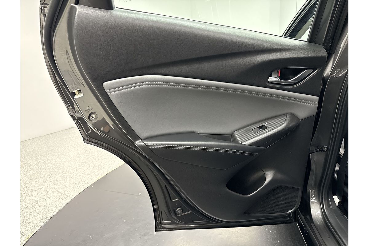 2022 Mazda CX-3 sTouring DK