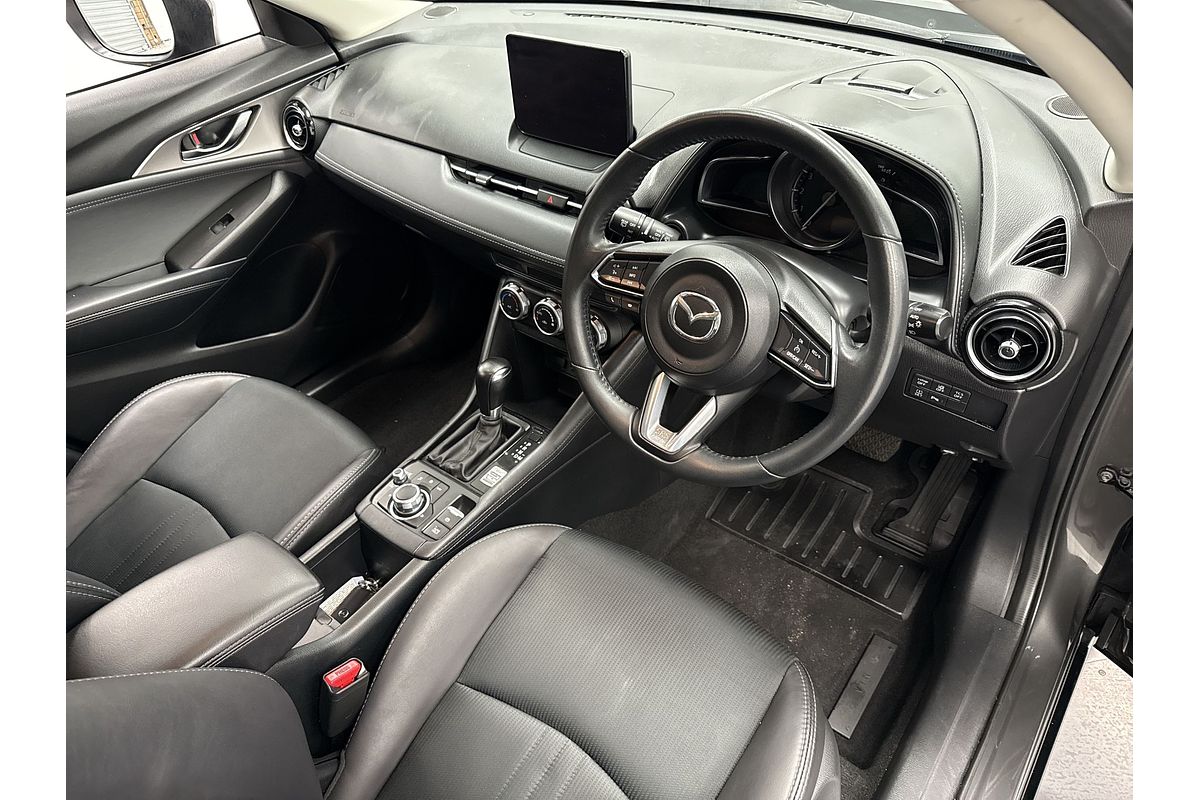 2022 Mazda CX-3 sTouring DK