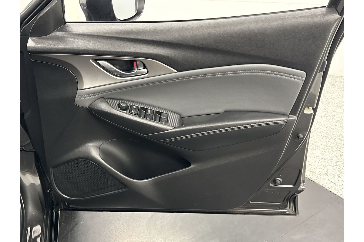 2022 Mazda CX-3 sTouring DK