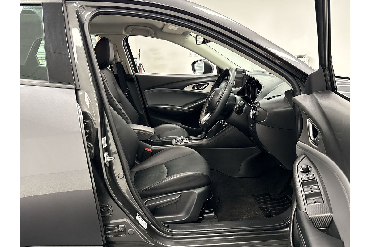 2022 Mazda CX-3 sTouring DK