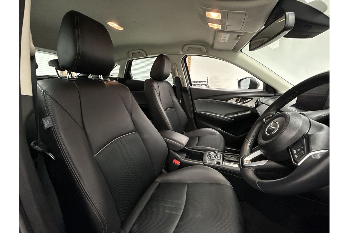 2022 Mazda CX-3 sTouring DK