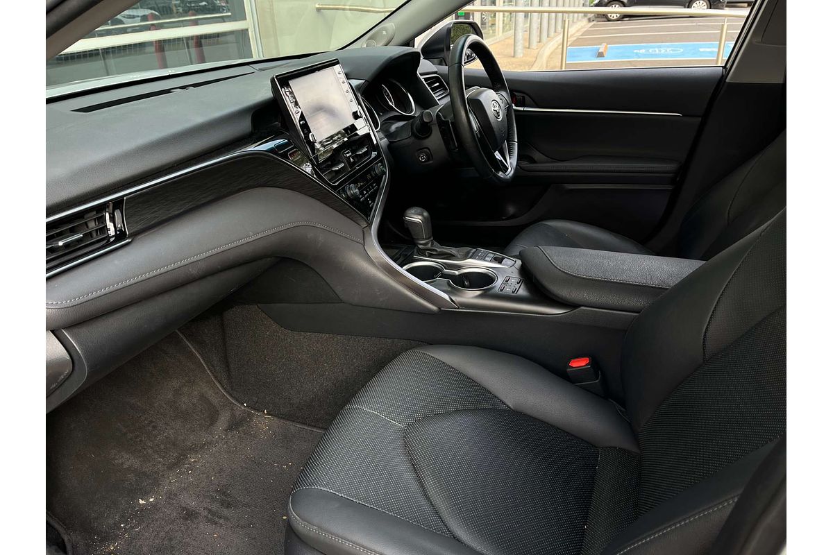 2021 Toyota Camry SL AXVH70R