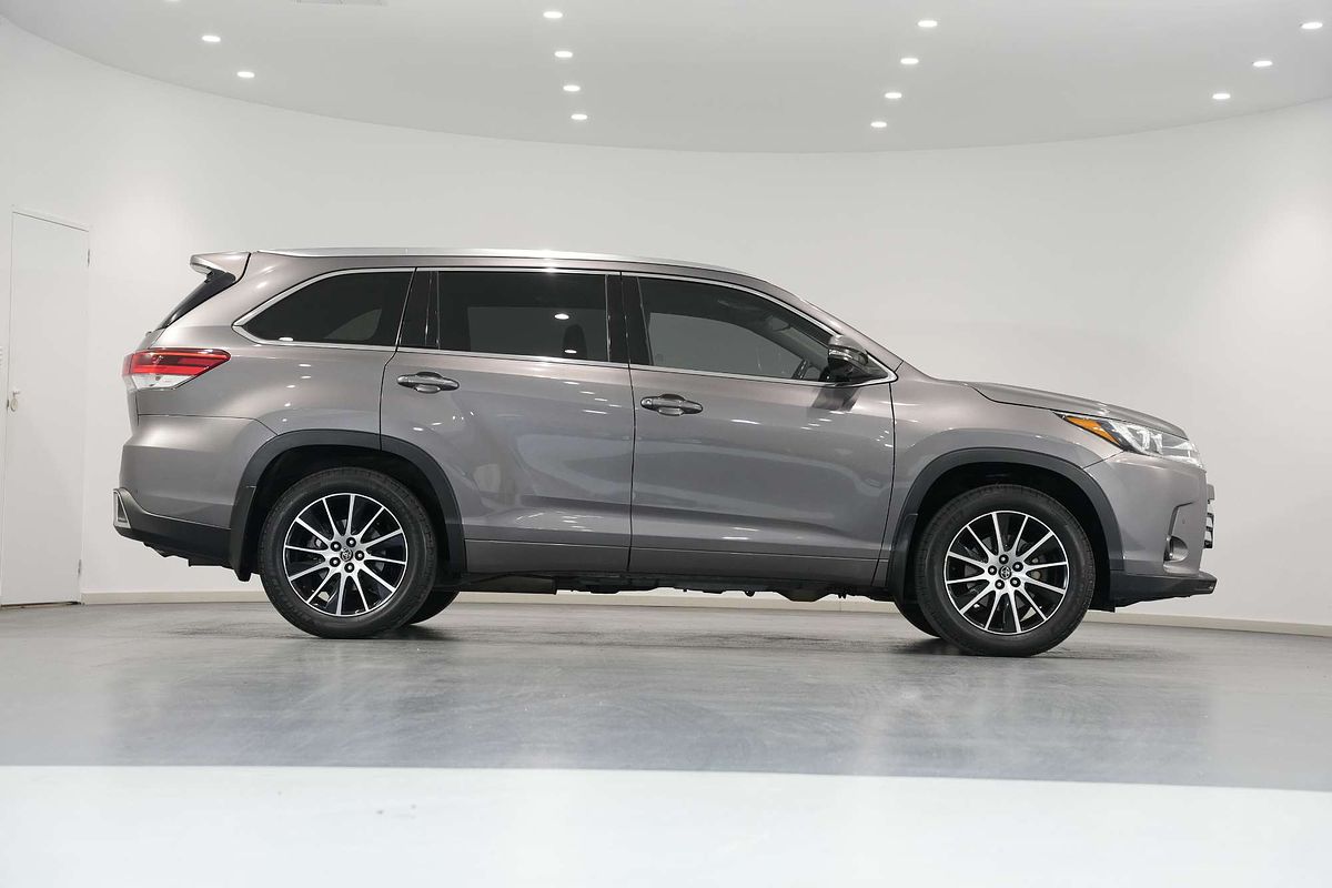 2017 Toyota Kluger Grande GSU55R