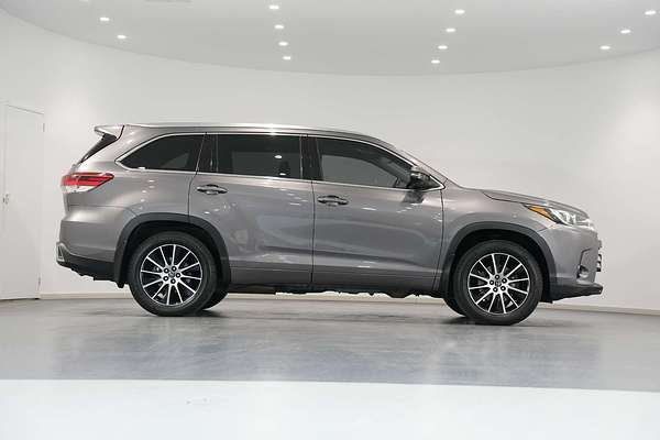 2017 Toyota Kluger Grande GSU55R