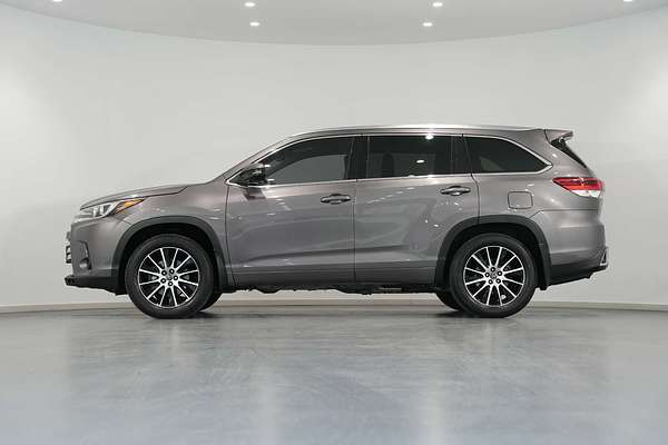 2017 Toyota Kluger Grande GSU55R