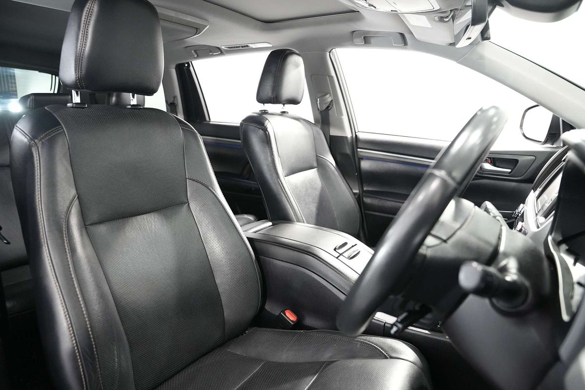 2017 Toyota Kluger Grande GSU55R