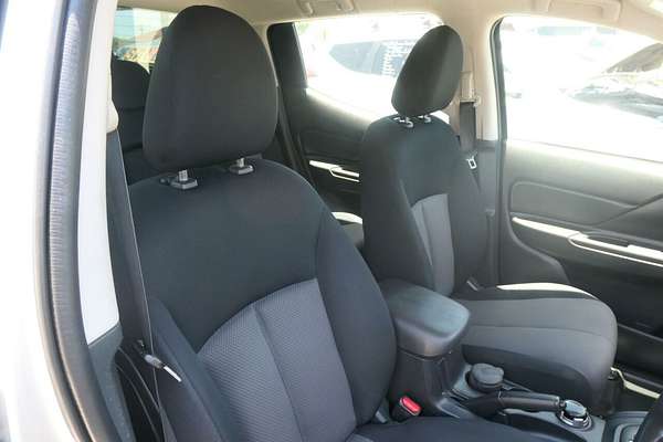 2019 Mitsubishi Triton GLX ADAS MR 4X4