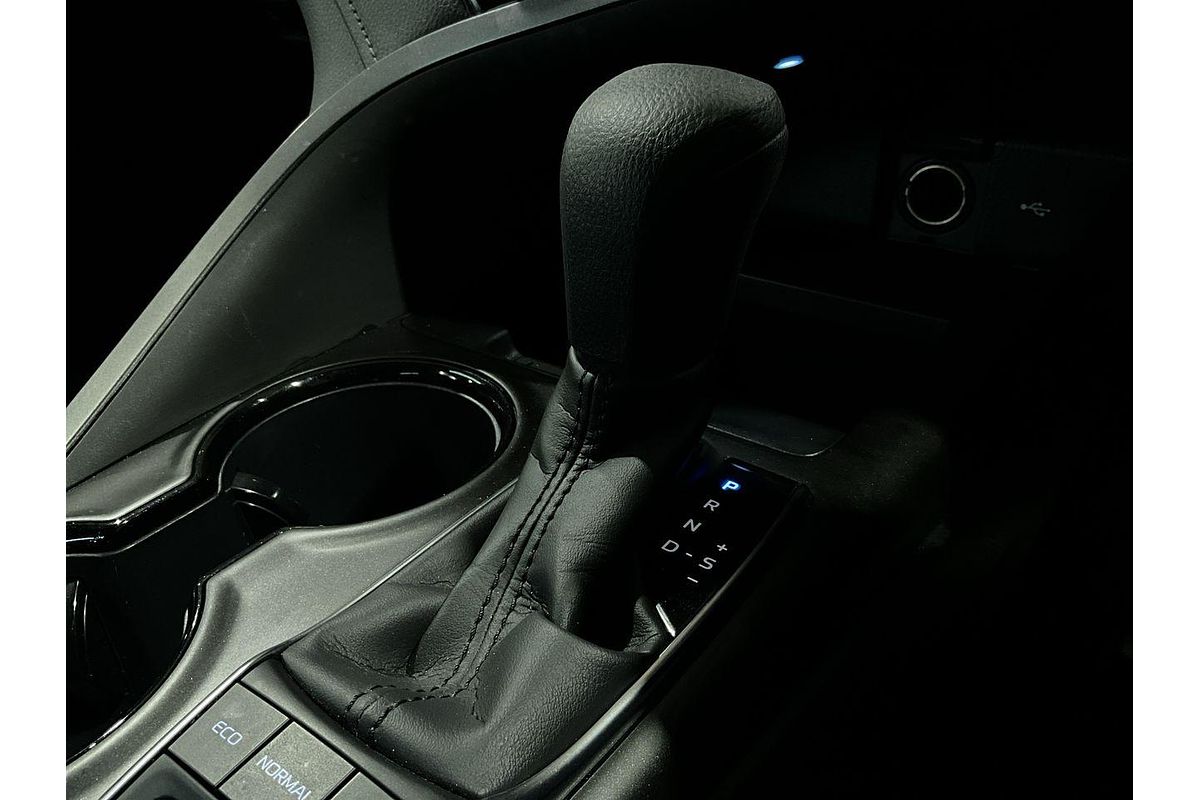 2024 Toyota Camry Ascent AXVH70R