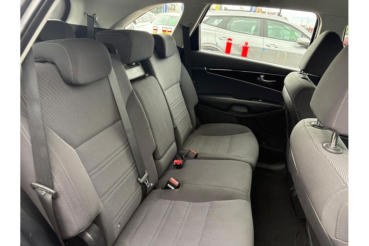 2018 Kia Sorento Si UM