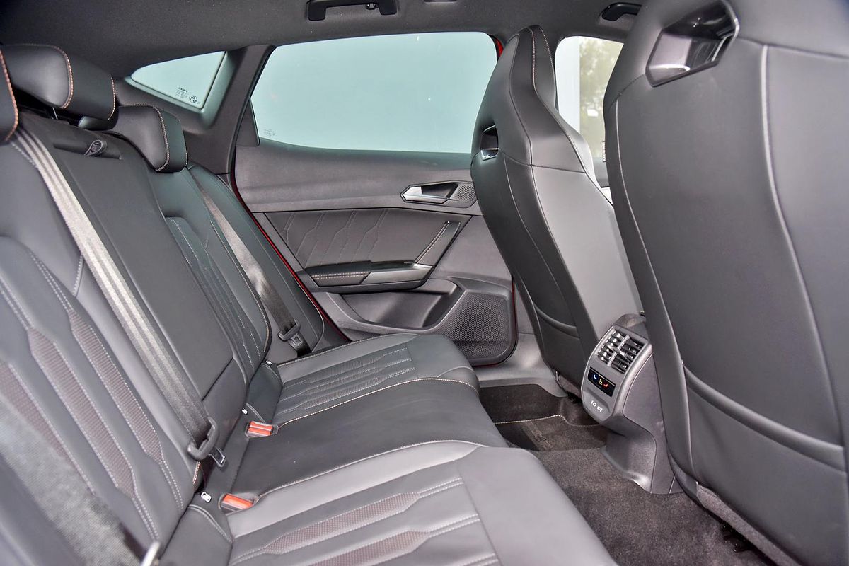 2024 CUPRA Formentor VZe KM