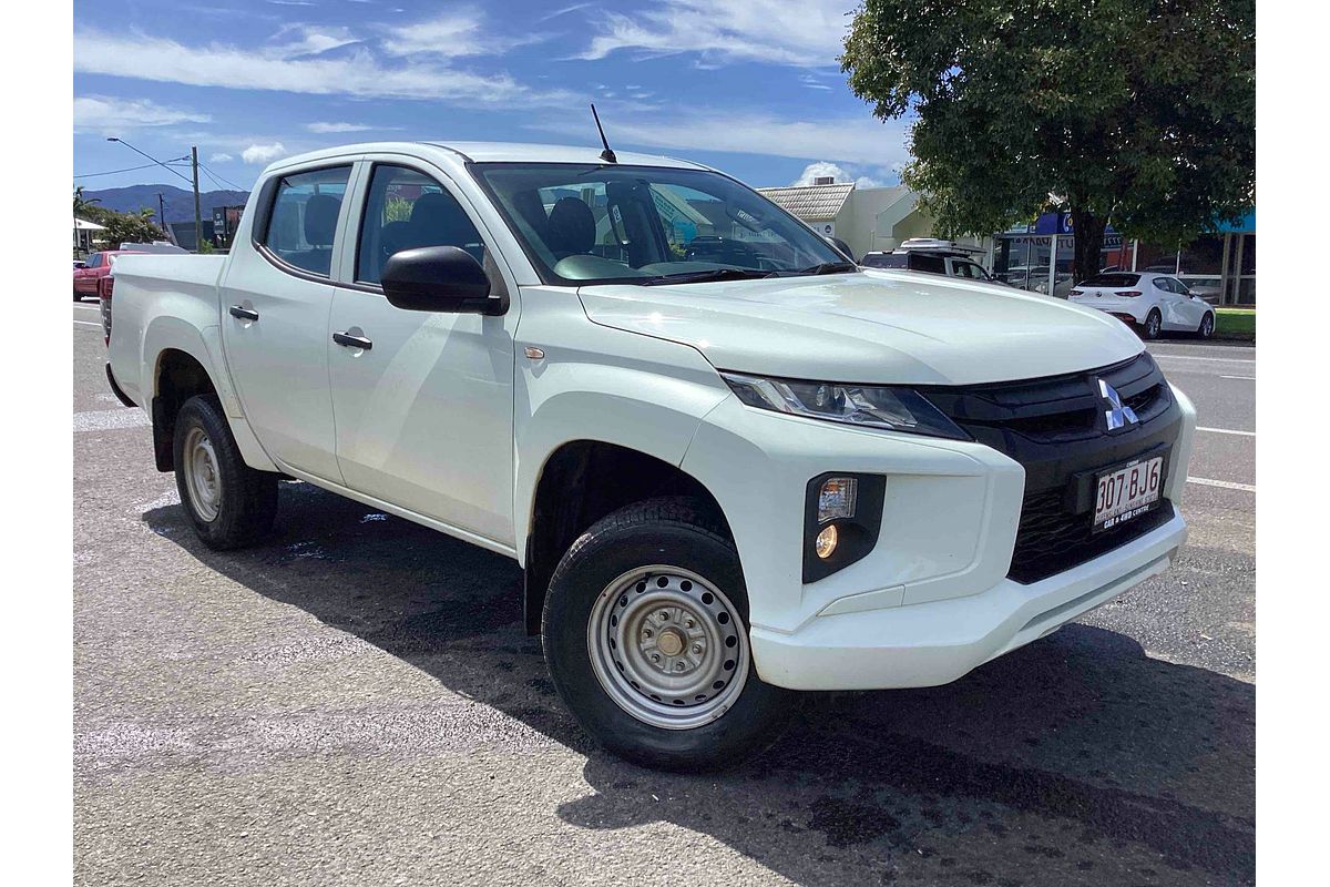 2020 Mitsubishi Triton GLX MR 4X4