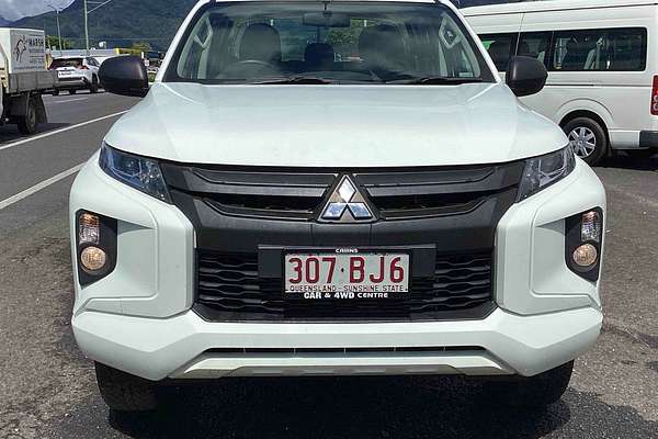 2020 Mitsubishi Triton GLX MR 4X4