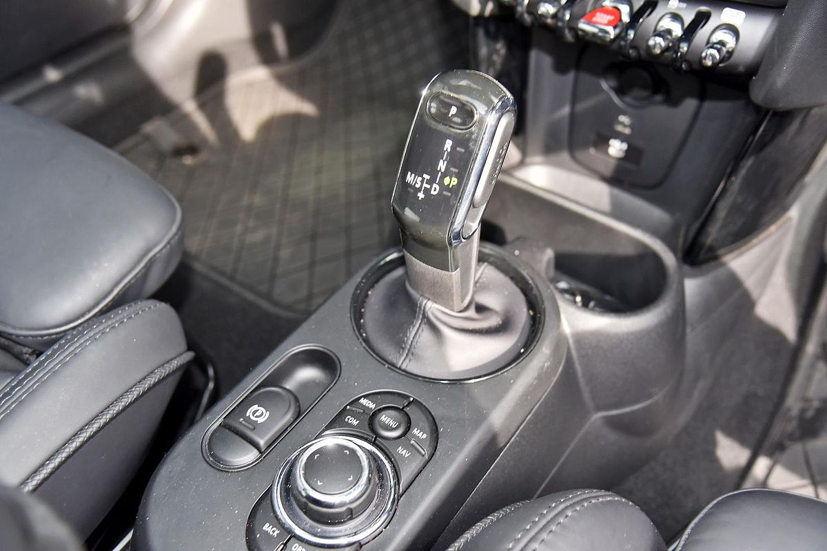 2022 MINI Hatch John Cooper Works MINI Yours F56 LCI-2