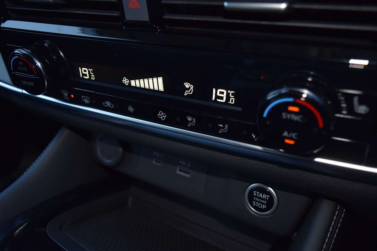 2023 Nissan X-TRAIL ST-L T33