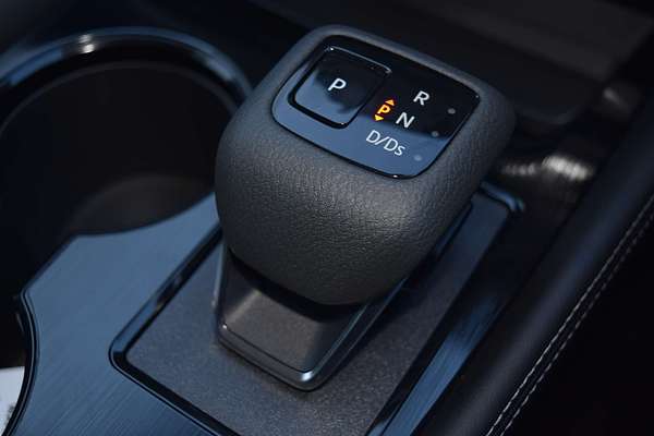 2023 Nissan X-TRAIL ST-L T33