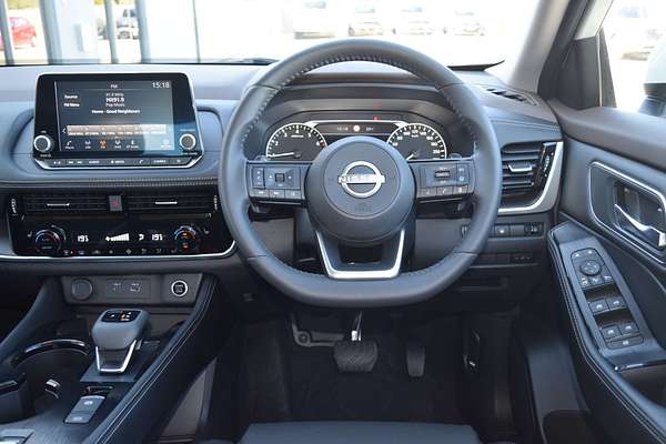 2023 Nissan X-TRAIL ST-L T33