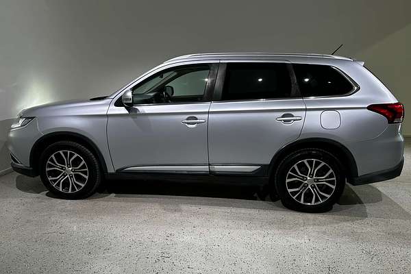2016 Mitsubishi Outlander LS ZK
