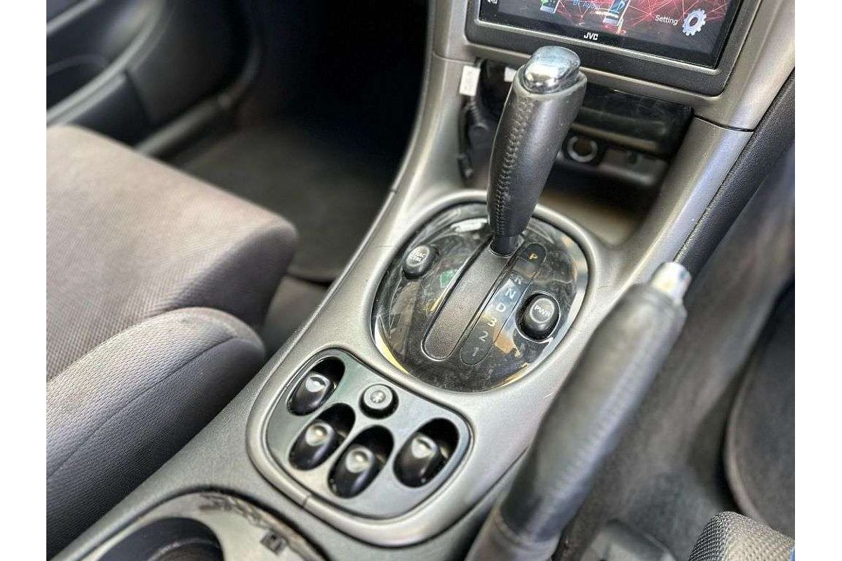 2001 Holden Calais  VX