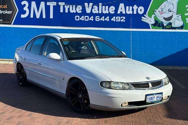 2001 Holden Calais  VX