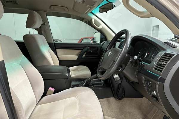 2009 Toyota Landcruiser GXL VDJ200R