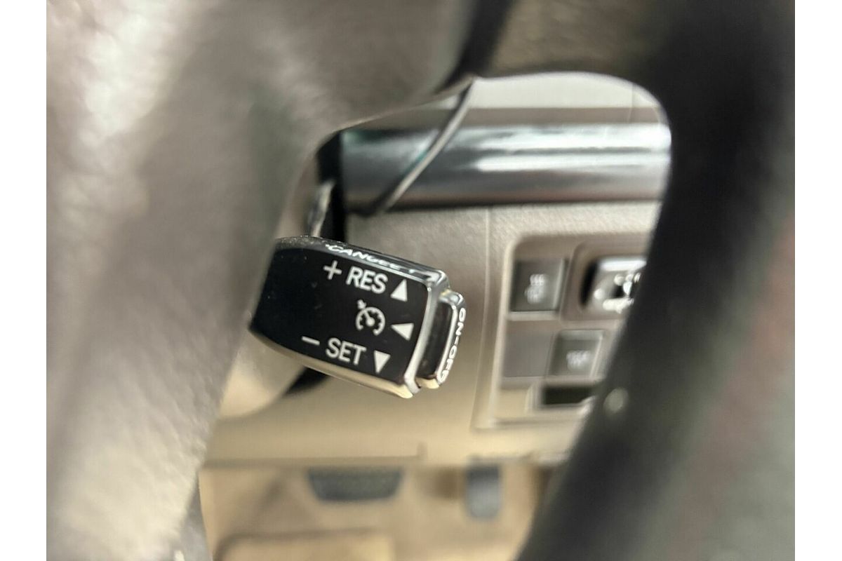 2009 Toyota Landcruiser GXL VDJ200R