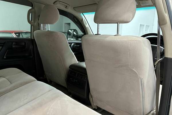 2009 Toyota Landcruiser GXL VDJ200R