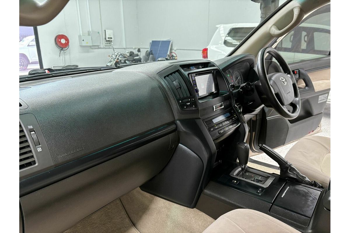 2009 Toyota Landcruiser GXL VDJ200R