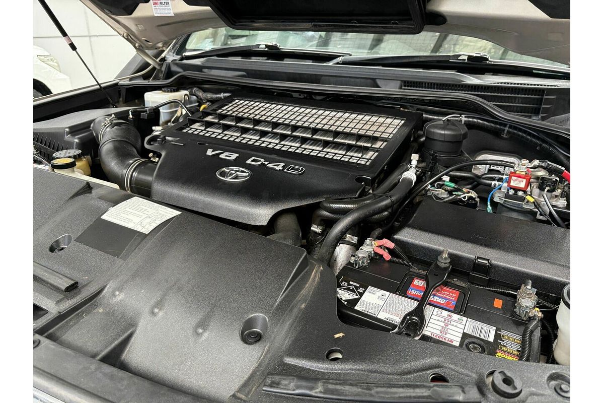 2009 Toyota Landcruiser GXL VDJ200R