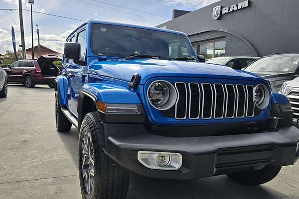 2024 Jeep Wrangler Unlimited Overland JL