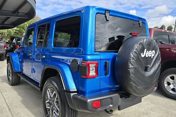 2024 Jeep Wrangler Unlimited Overland JL