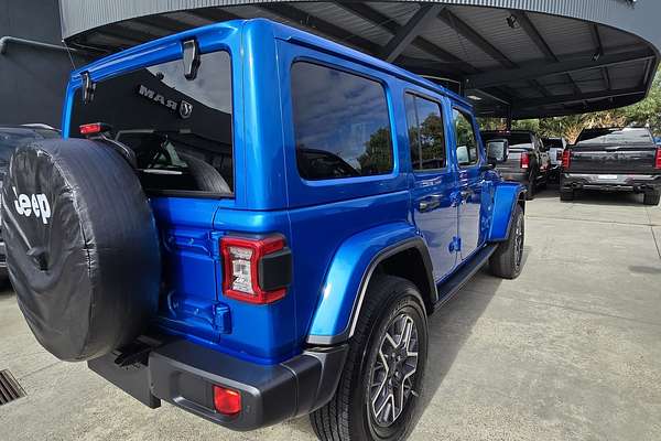 2024 Jeep Wrangler Unlimited Overland JL