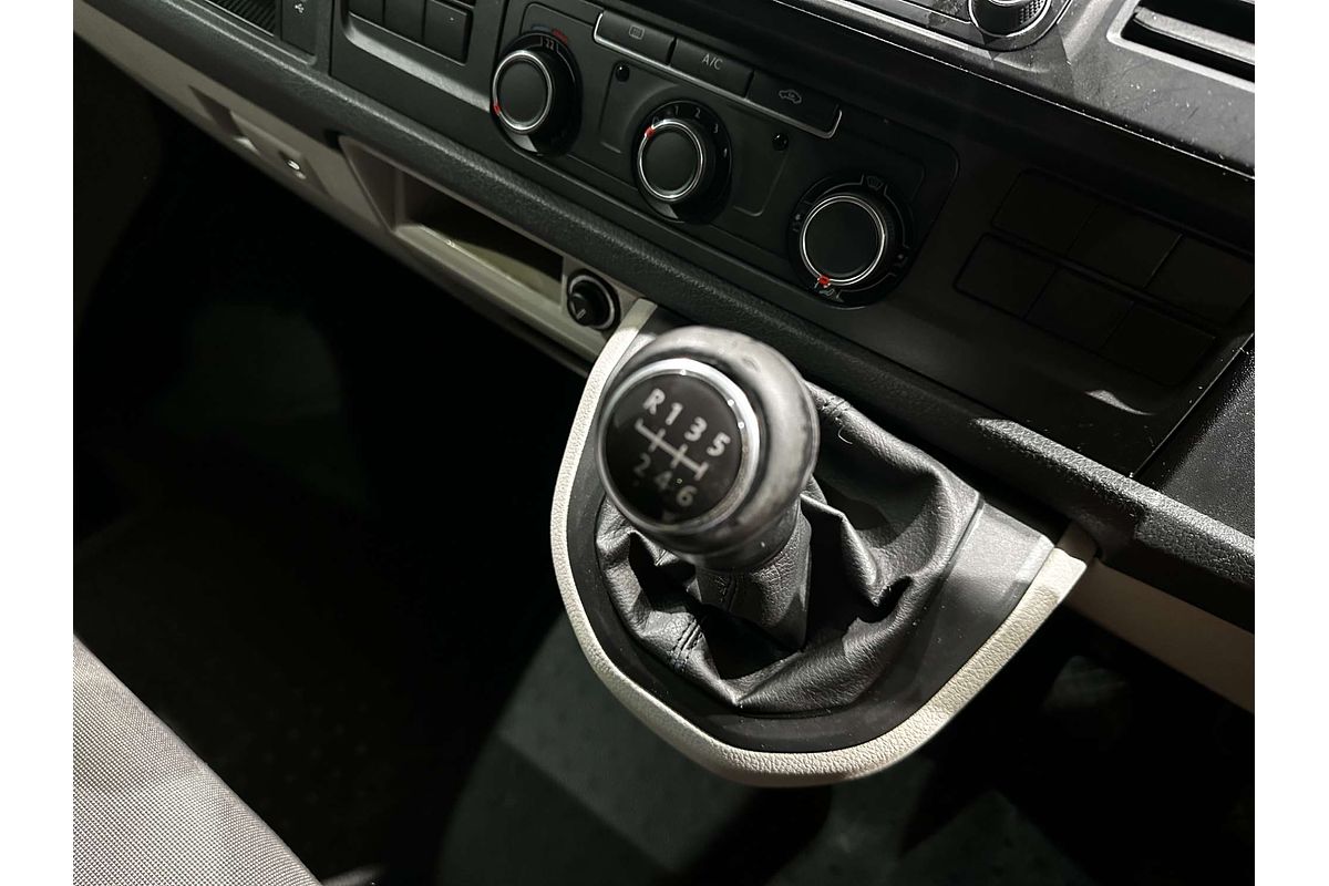 2017 Volkswagen Transporter TDI340 T6 SWB