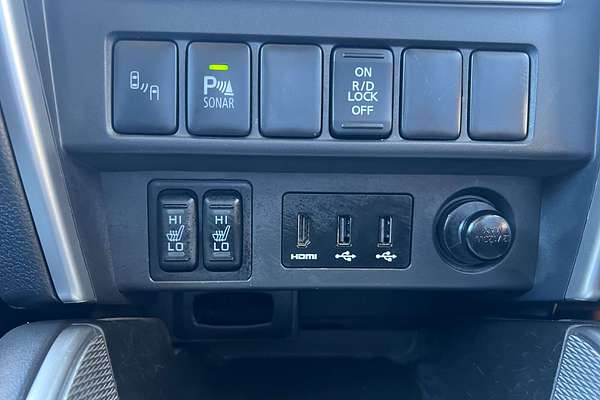 2020 Mitsubishi Triton GLS Premium MR 4X4