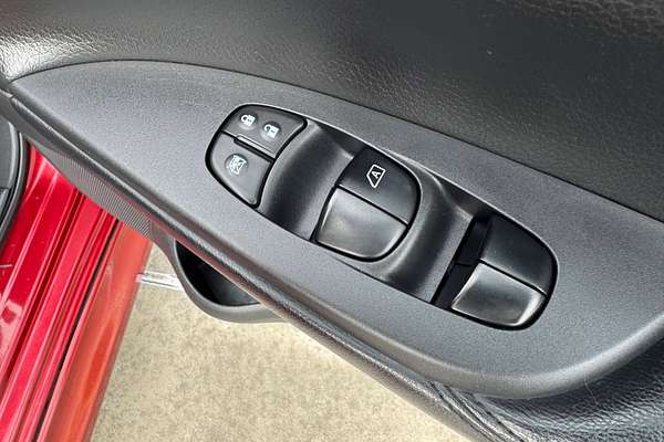 2013 Nissan Pulsar SSS C12